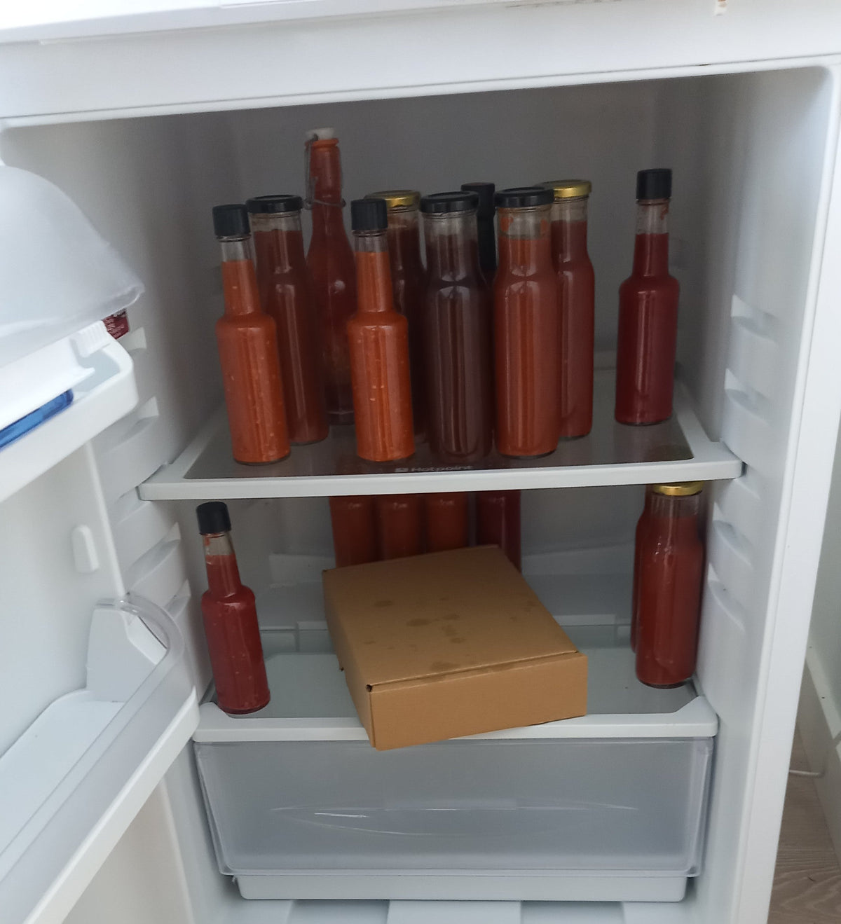 Does Hot Sauce Need to be Refrigerated?